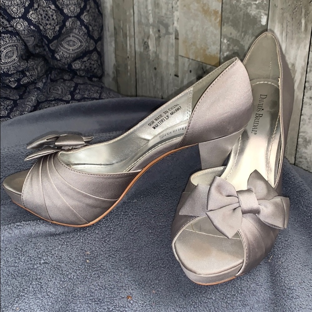 Gray/ silver heels